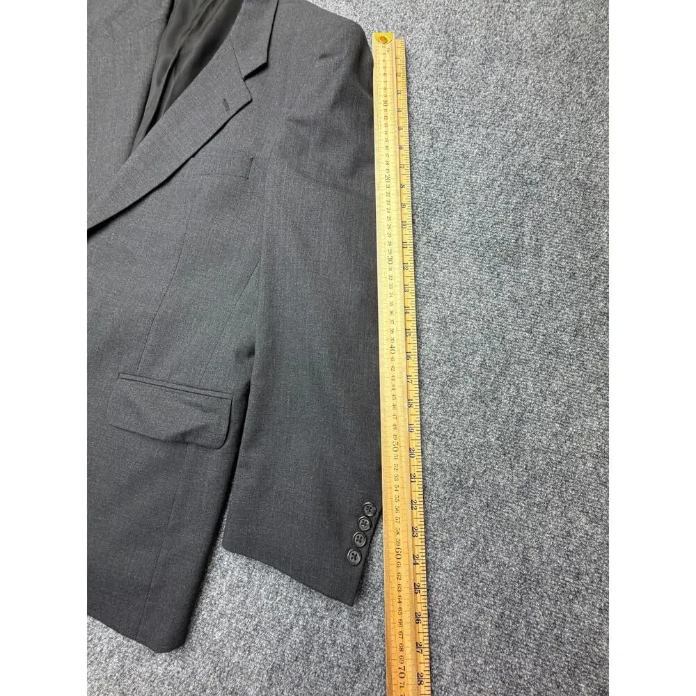Vintage Burberrys Saks Fifth Avenue Mens Gray 100% Wool Blazer USA Made 42 44